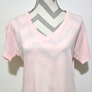 Kiwi + Punch NWOT V-neck T-Shirt in Light Pink Size Large